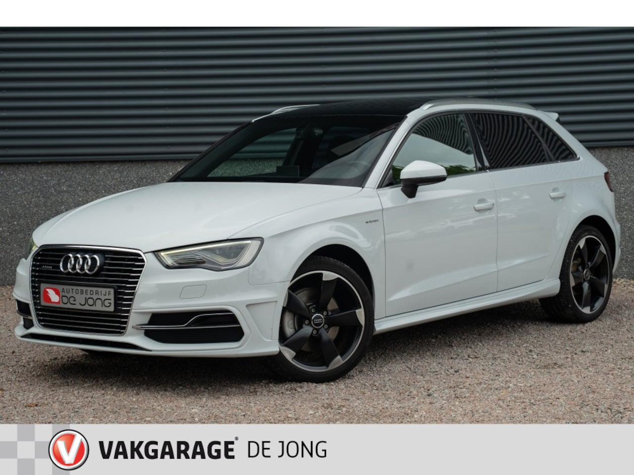 Audi A3 Sportback - 1.4 e-tron 204PK PHEV | Panodak | Keyless | Stoelverw. | - AutoWereld.nl