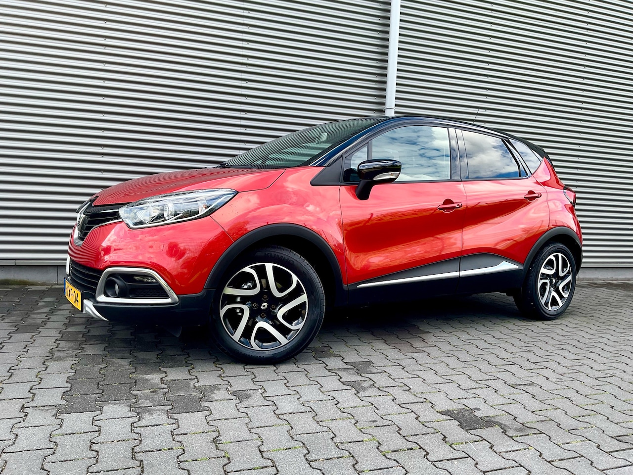 Renault Captur - TCe 120 Helly Hansen automaat - AutoWereld.nl