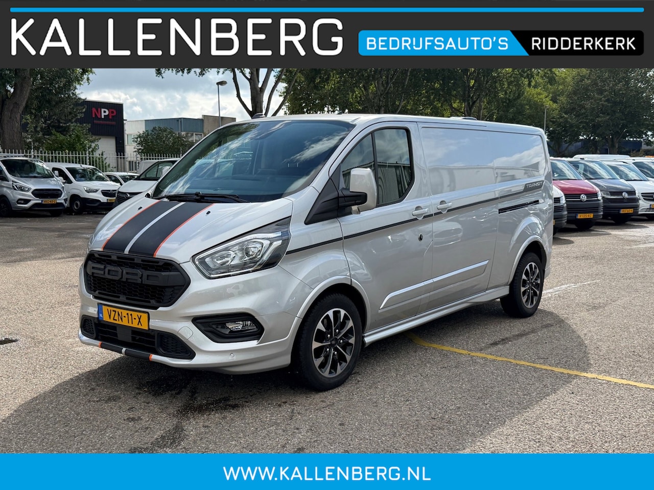 Ford Transit Custom - 320 2.0 TDCI L2H1 Sport Automaat 170PK / Dubbel schuifdeur / Trekhaak - AutoWereld.nl