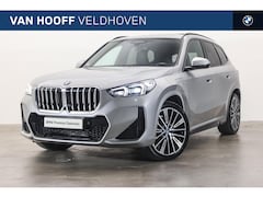 BMW X1 - xDrive30e M Sport Automaat / Trekhaak / Panoramadak / Sportstoelen / Comfort Access / Adap