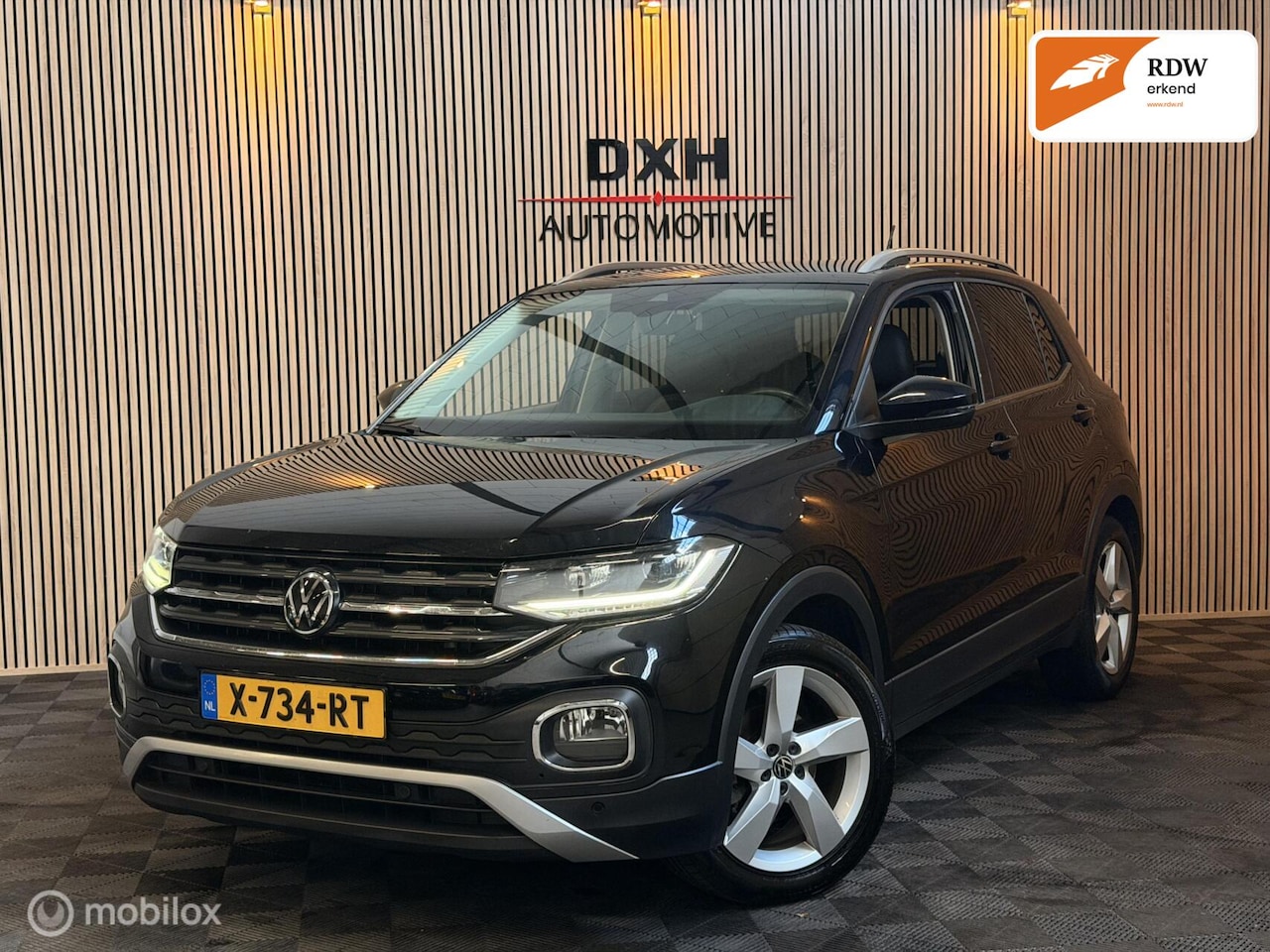 Volkswagen T-Cross - 1.5 TSI DSG Style ACC CARPLAY - AutoWereld.nl