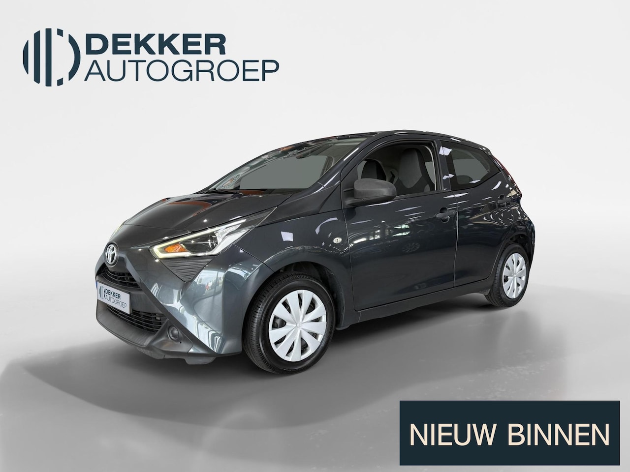 Toyota Aygo - 1.0 VVT-i x-fun bluetooth audio - AutoWereld.nl