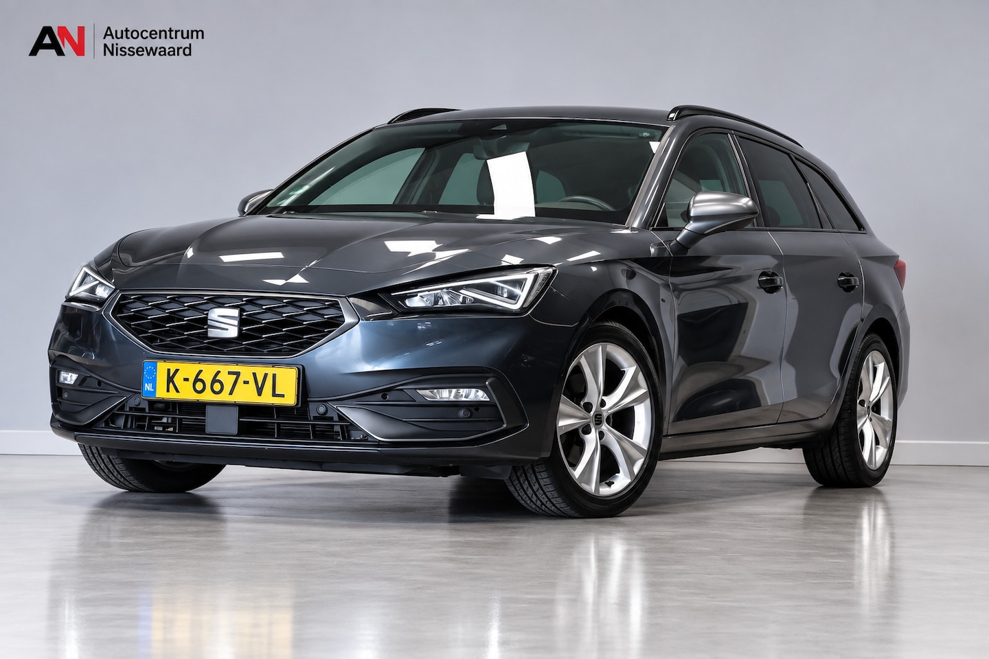 SEAT Leon Sportstourer - 1.5 eTSI FR Launch Edition |Stoel-stuur verwrm|Carplay| - AutoWereld.nl