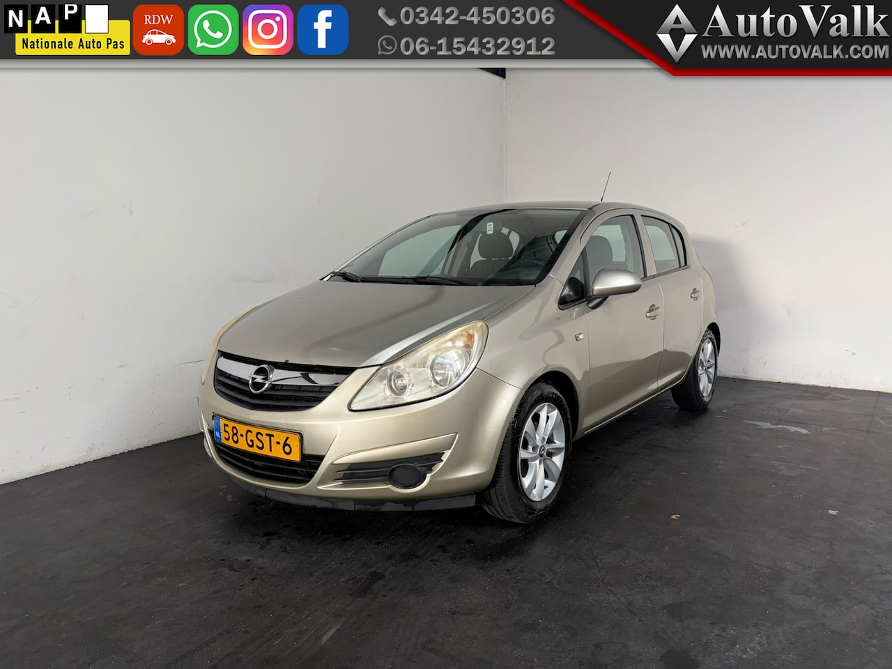 Opel Corsa - 1.2-16V Business.TREKHAAK!AIRCO! - AutoWereld.nl
