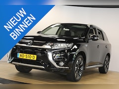 Mitsubishi Outlander - 2.0 PHEV Executive Edition | Trekhaak | Camera