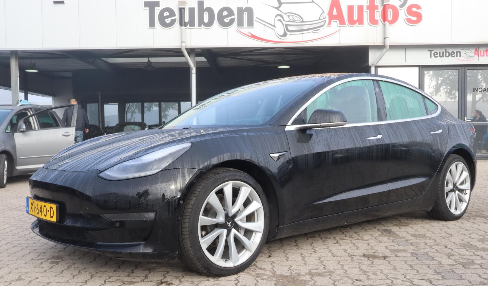 Tesla Model 3 - Long Range AWD 75 kWh | SOH 83,9% | Full Self-Driving comp 3 | LM velgen |  2019 - AutoWereld.nl