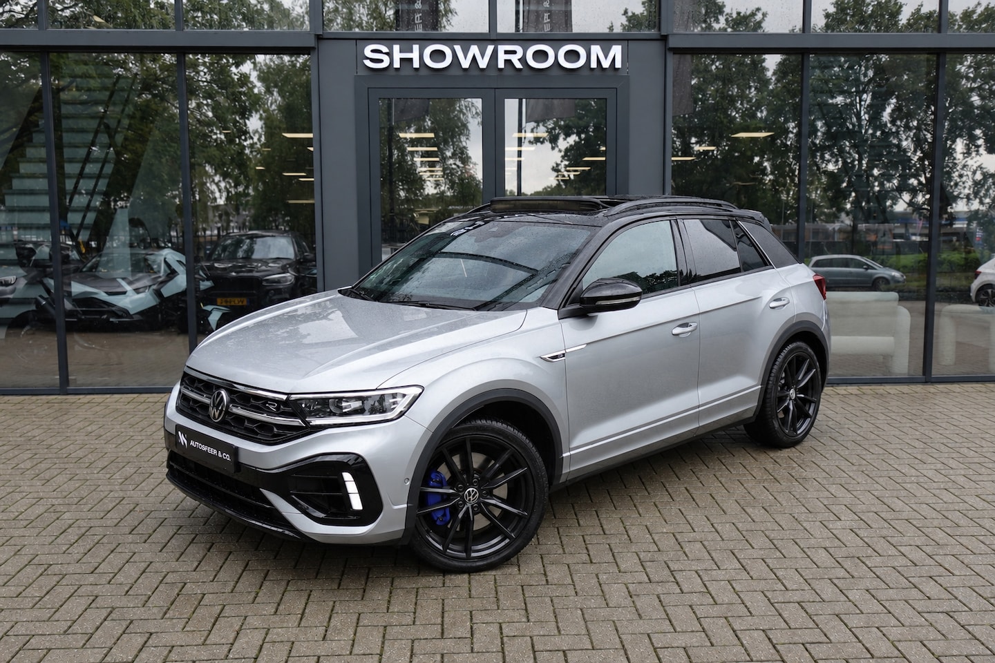 Volkswagen T-Roc - 2.0 TSI 4MOTION R AKRA PANO KEYLESS - AutoWereld.nl
