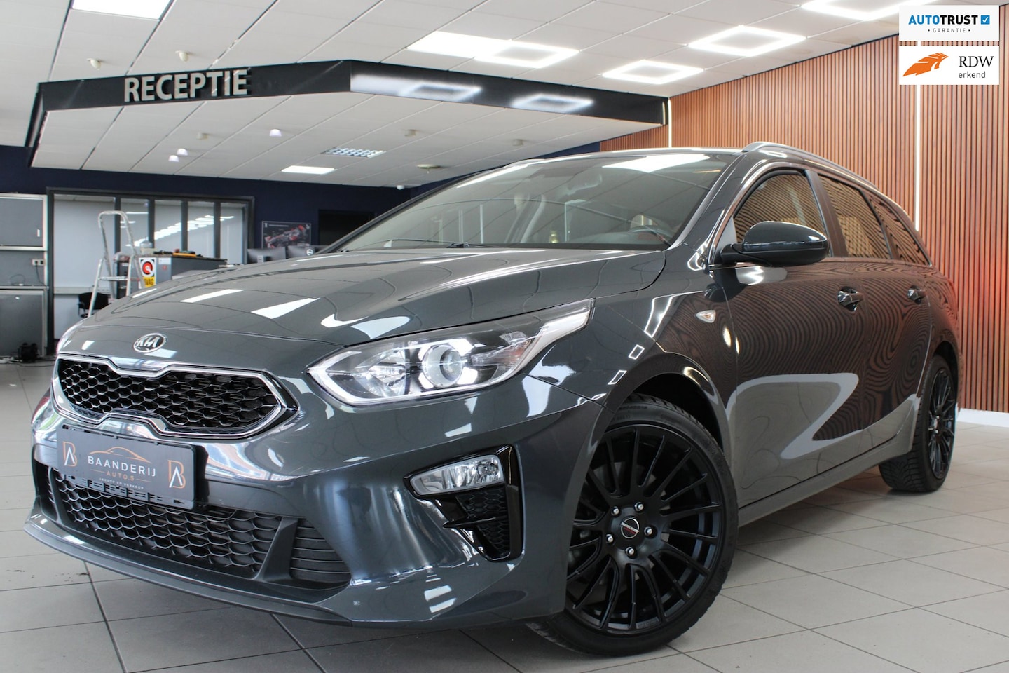 Kia Cee'd Sportswagon - Ceed 1.5 T-GDi DynamicLine Automaat | Airco|Cruise control Carplay|Parkeer sensoren&camera - AutoWereld.nl