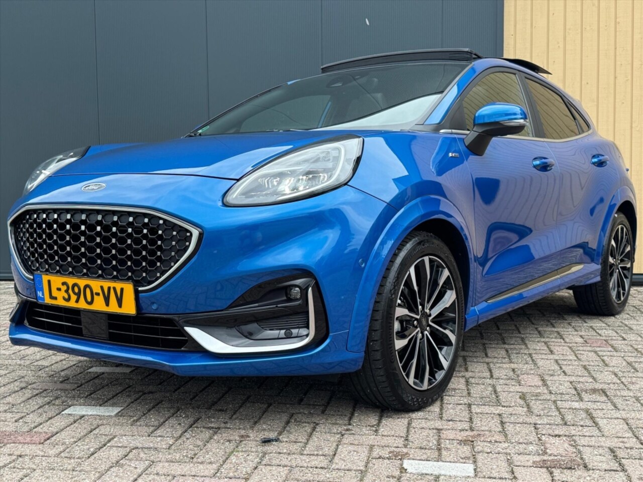Ford Puma - 1.0i Ecoboost Hybrid 155pk ST-Line X Vignale | NL Auto | Trekhaak | ACC | Pano | Massage | - AutoWereld.nl