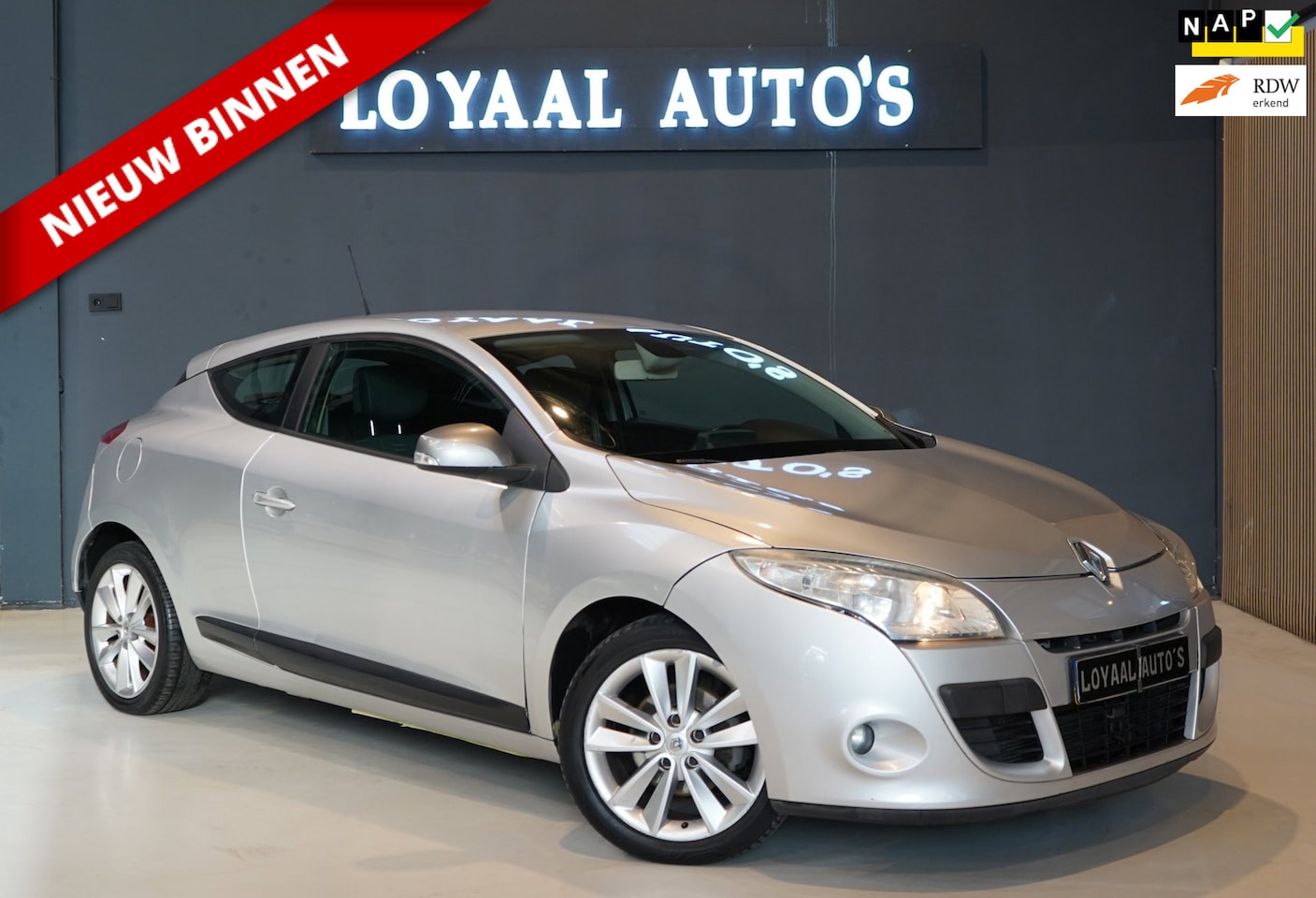 Renault Mégane Coupé - 2.0 Expression | AUT | AIRCO | CRUISE | PDC | NAP | APK. - AutoWereld.nl