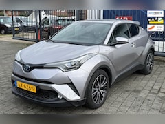 Toyota C-HR - 1.8 Hybrid Executive / STOELVERWARMING / JBL / TREKHAAK / NAP