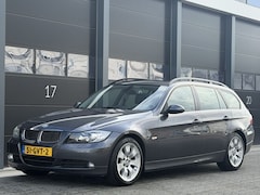 BMW 3-serie Touring - 325i Pano Navi Clima PDC