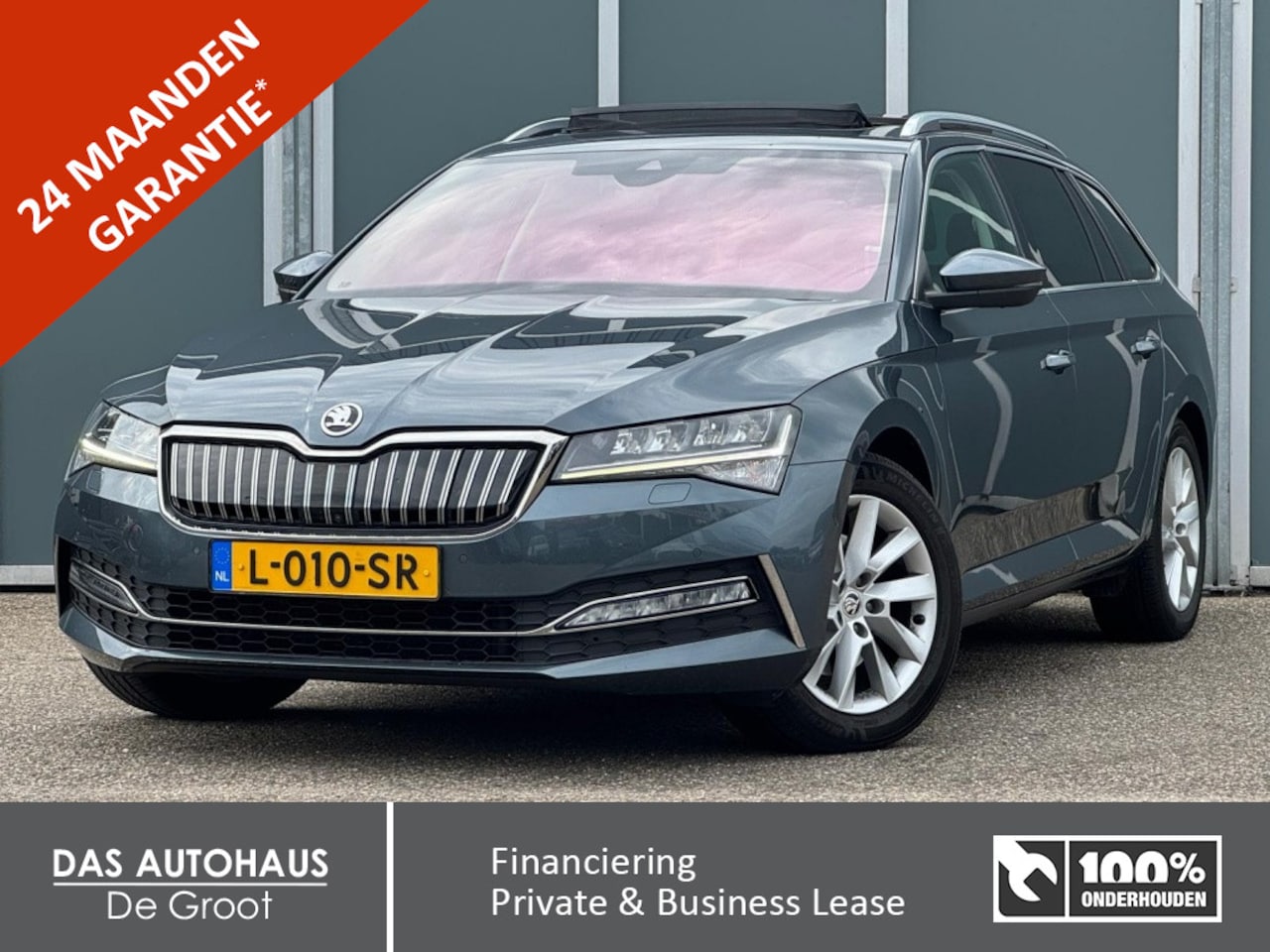 Skoda Superb Combi - 1.4TSI iV 218pk Style | Pano | 360 Camera | Trekhaak - AutoWereld.nl
