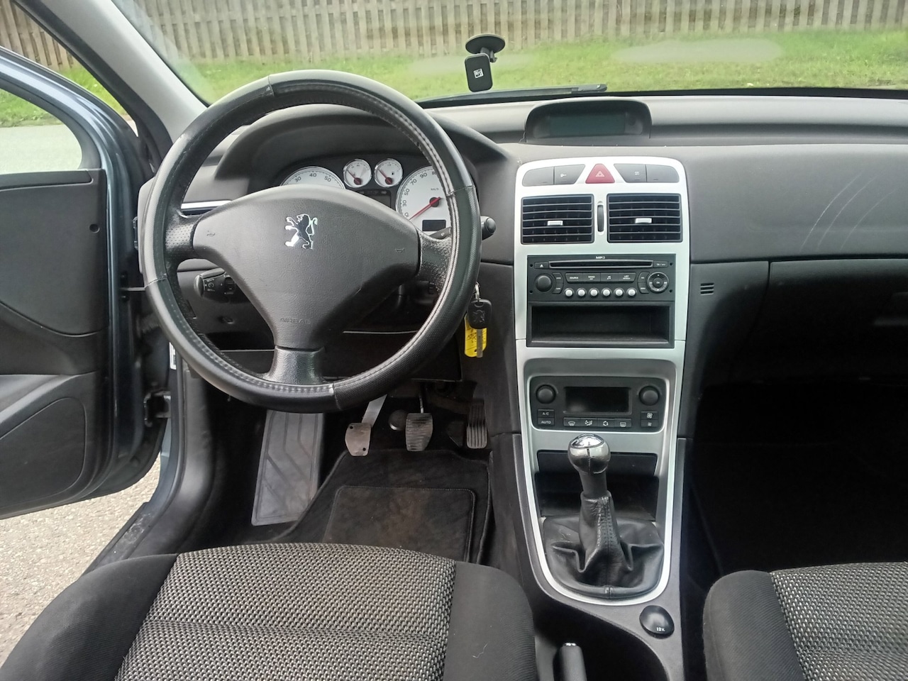 Peugeot 307 SW - 2.0-16V Premium SUPERNETTE AUTO