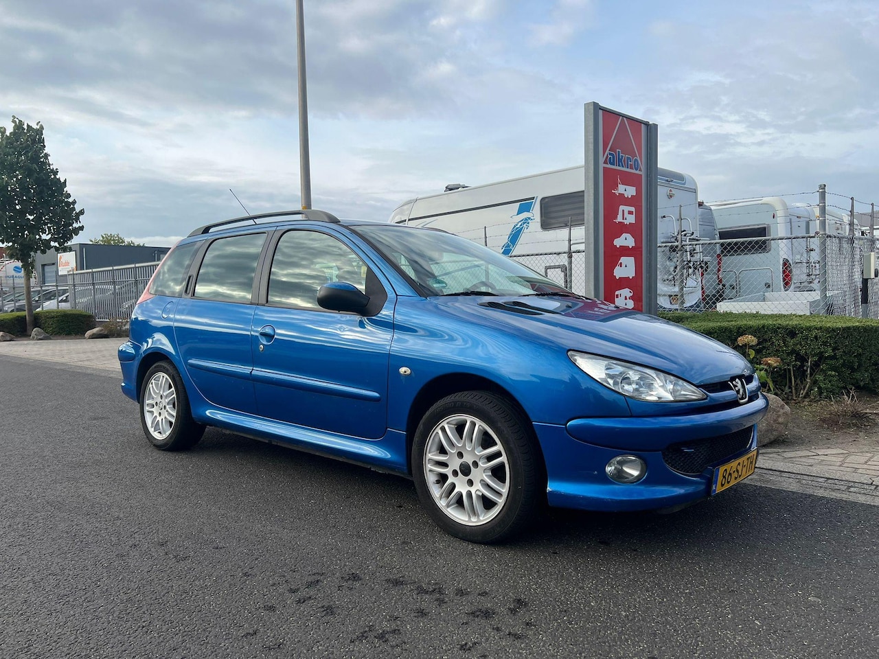 Peugeot 206 - 1.4 Air-line 2 | Airco | Trekhaak | Elek. Ramen Voor - AutoWereld.nl