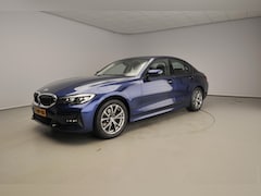 BMW 3-serie - Sedan 320i | LED | Navigatie | Sportstoelen | Stoelverwarming | Clima | DAB | Hifi speaker