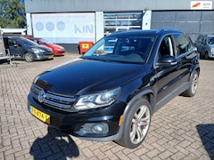 Volkswagen Tiguan - 2.0 TSI 4MOTION R-LINE / DSG / LEES TEKST