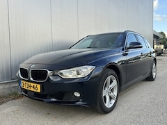 BMW 3-serie Touring - 320i High Exe. Bomvol/ zeer nette auto