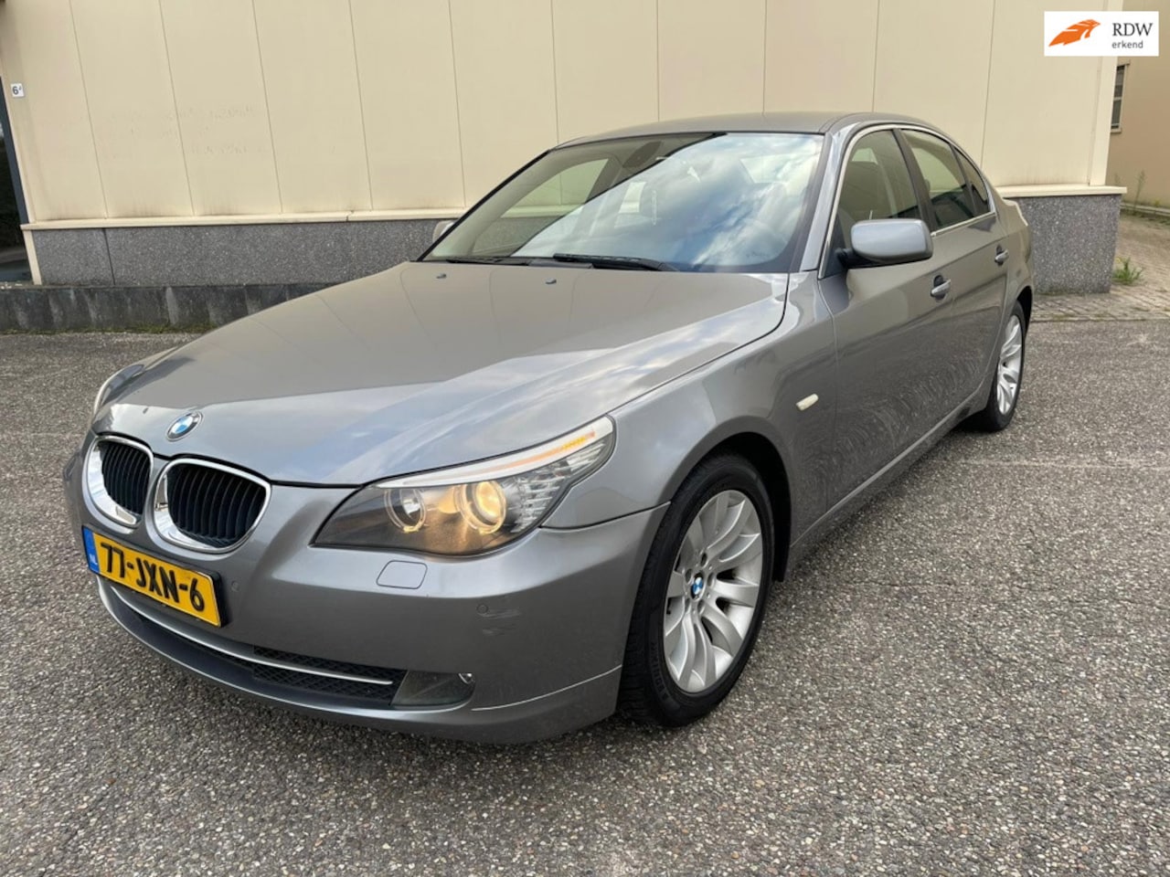 BMW 5-serie - 520i Corporate Lease Business Line Edition I NAP LOGISCH ZIE ADVERTENTIE ! - AutoWereld.nl