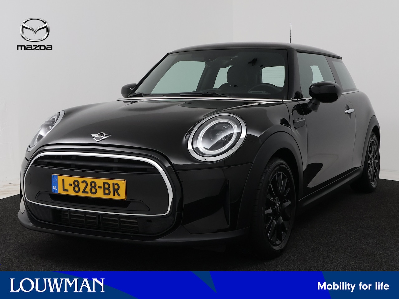 MINI 3-Deurs - 1.5 Cooper Business Edition | Climate Control | Navigatie | Parkeersensoren | LED | - AutoWereld.nl