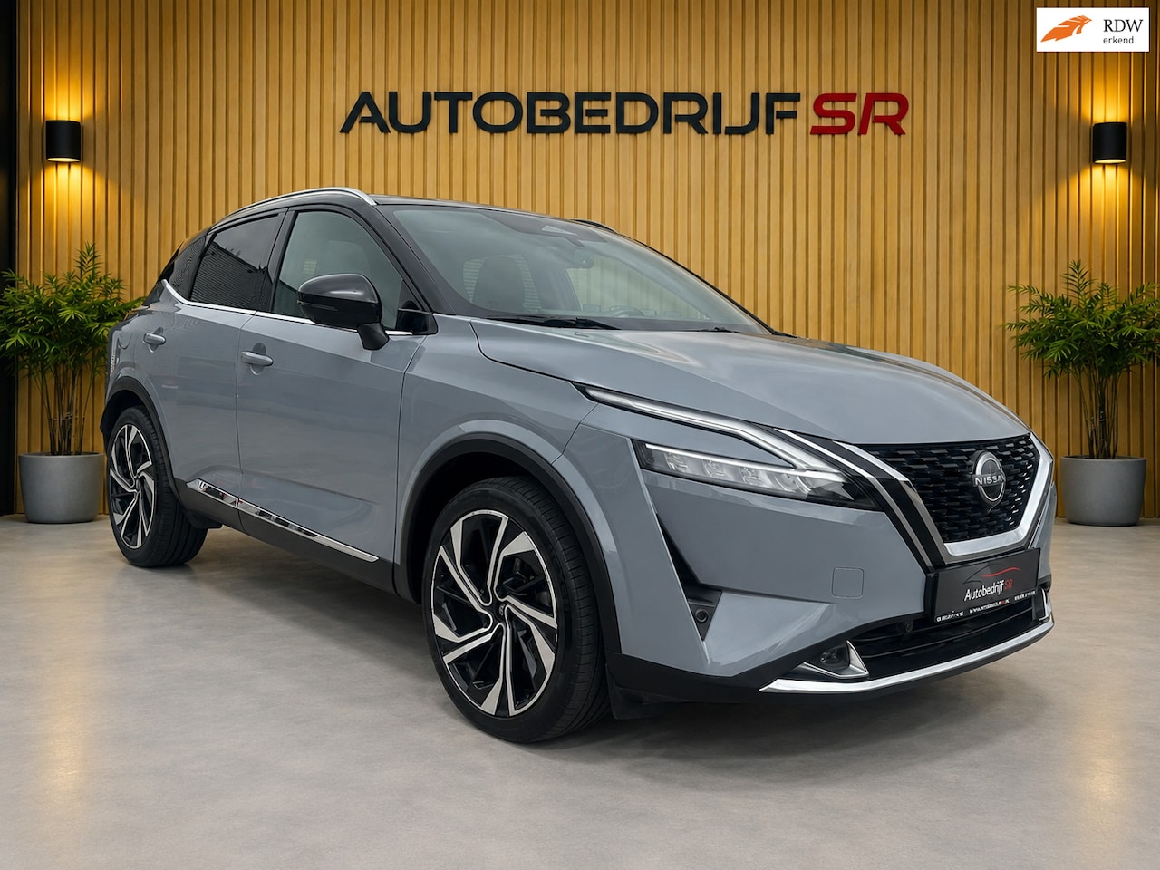Nissan Qashqai - 1.3 MHEV Tekna Plus Panoramadak! 360 camera! 20 inch! Leder! Vol opties! - AutoWereld.nl