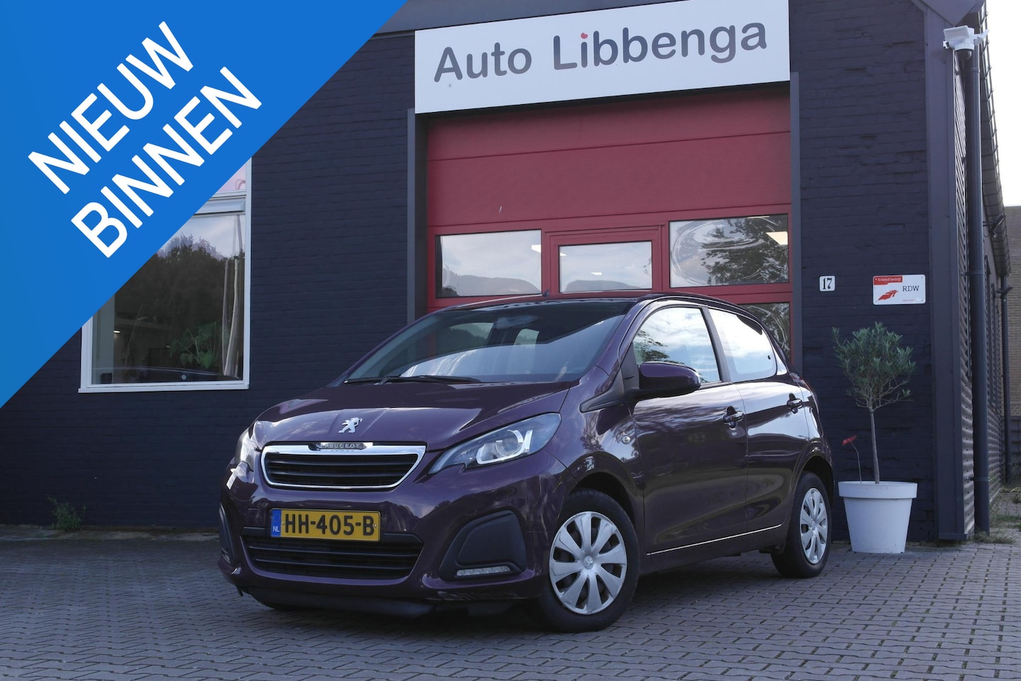 Peugeot 108 - 1.0 e-VTi Active TOP! AIRCO / CARKIT / CENTR.VERGR. / ELECTR.RAMEN/METALLIC LAK - AutoWereld.nl