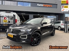Volkswagen T-Roc - 1.5 TSI Sport Business R , black edition
