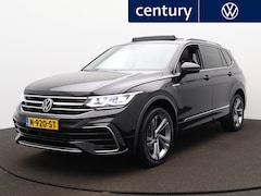 Volkswagen Tiguan Allspace - 1.5 TSI R-Line Business+ 7p. | Panodak | Camera | Zwenkbare trekhaak | Stoelverwarming |