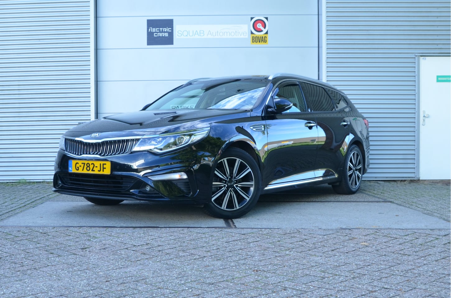 Kia Optima Sportswagon - 1.6 T-GDI DynamicPlusLine Panoramadak, Trekhaak (1.400kg) - AutoWereld.nl