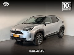 Toyota Yaris Cross - 1.5 Hybrid 115 Dynamic | Stoel / Stuur en voorruitverwarming | Parkeersensoren |
