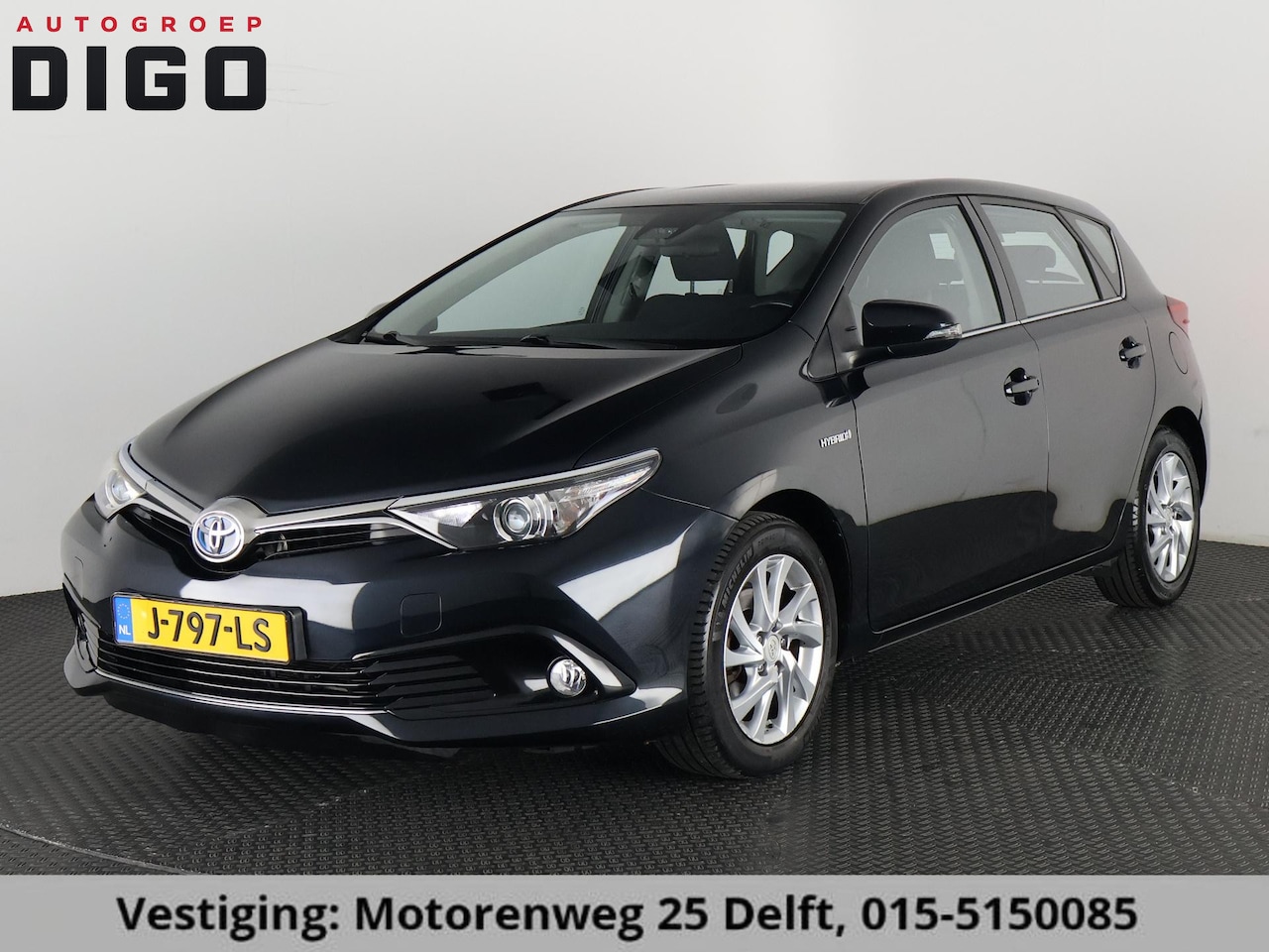 Toyota Auris - 1.8 HYBRID ASPIRATION AUTOMAAT NAVI.CAMERA TOP ONDERHOUDEN! CRUISE CONTROL .PARKEERCAMERA - AutoWereld.nl