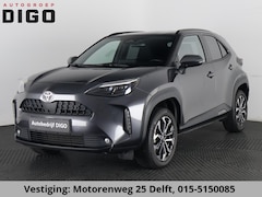 Toyota Yaris Cross - 1.5 HYBRIDE DYNAMIC LUXURY GARANTIE TOT 2035 . NAVIGATIE . PARKEERSENSOREN VOOR & ACHTER .