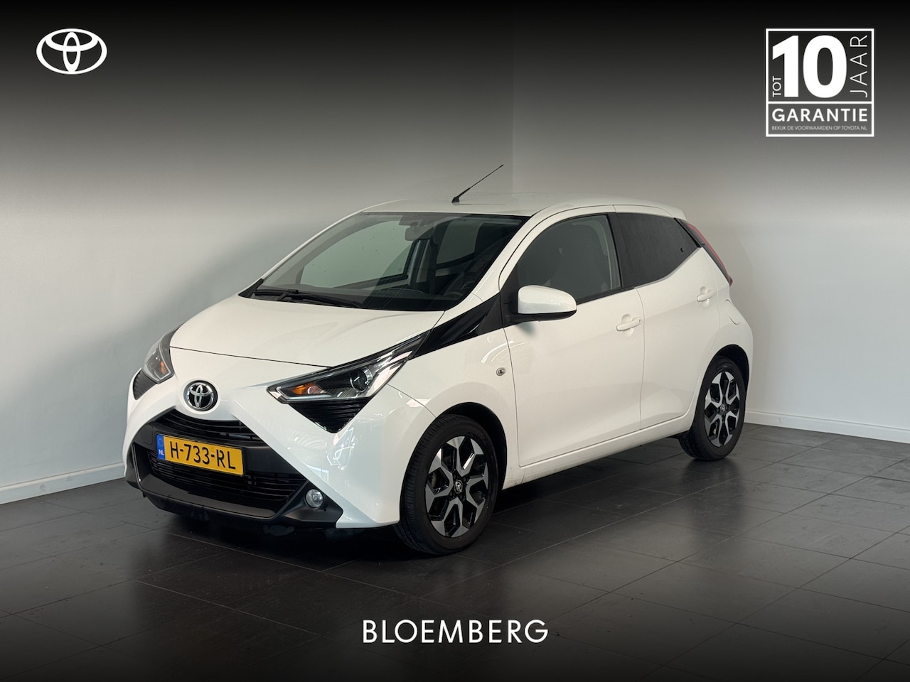 Toyota Aygo - 1.0 VVT-i x-joy | LM Velgen | Apple CarPlay | Climate Control | - AutoWereld.nl