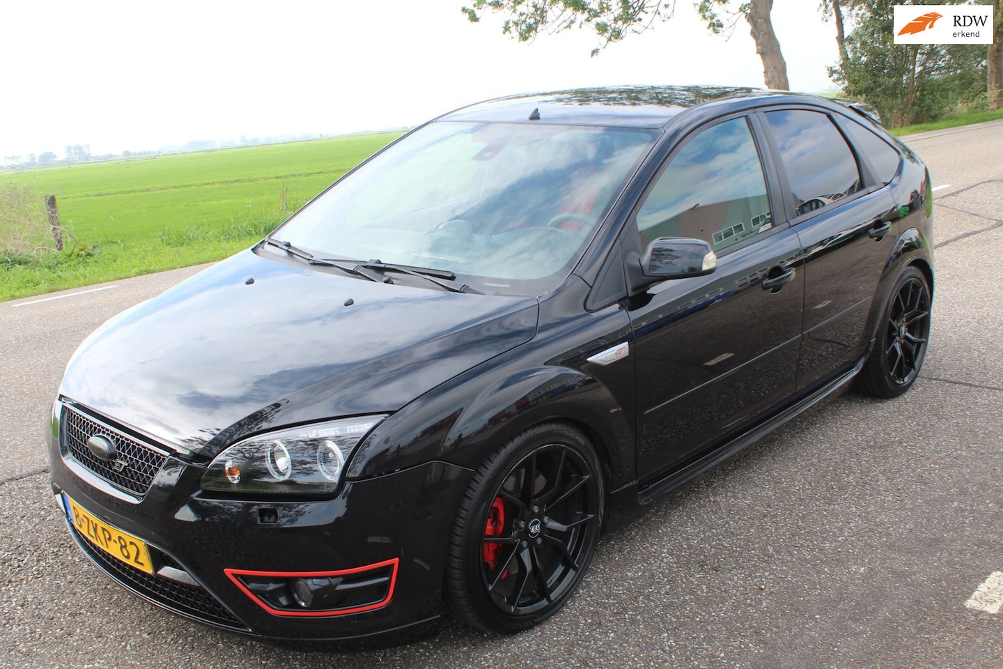 Ford Focus - 2.5-20V ST 2.5-20V ST // 5-DRS // - AutoWereld.nl