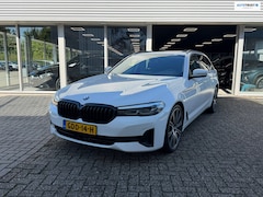 BMW 5-serie Touring - 530e xDrive Executive / Navi / Climate / Camera / Panormadak / Leder / 20"breedset