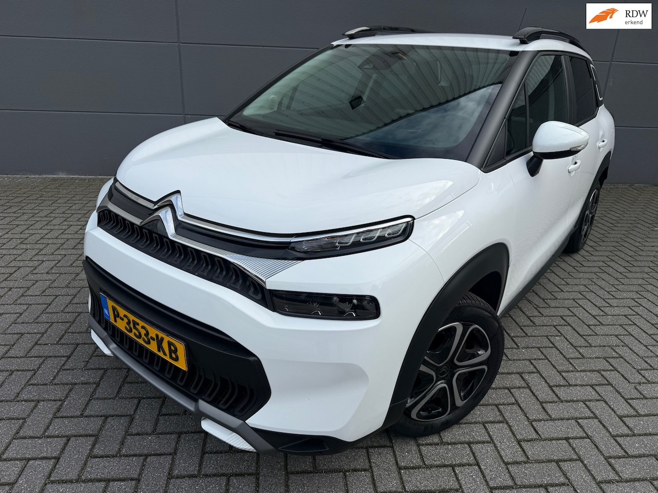 Citroën C3 Aircross - 1.2 PureTech Business*APK*NAP*AIRCO*CRUISE*NAVI*PARK SENSOREN* - AutoWereld.nl