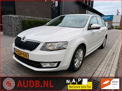 Skoda Octavia Combi - 1.4 TSI Greentech Ambition Businessline| AUTOMAAT|NAVIGATIE| CRUISE CONTROL|