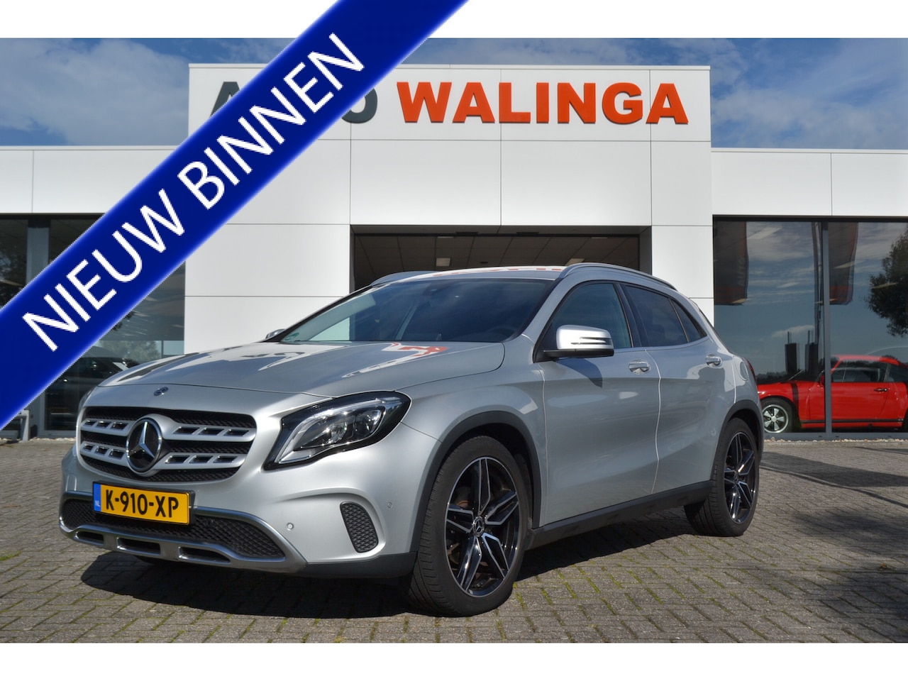 Mercedes-Benz GLA-Klasse - 180 Automaat | Leer | Carplay | Stoelverw. | Navigatie | Achteruitrijcamera | Trekhaak | - AutoWereld.nl