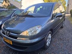Peugeot 807 - 2.0 Navteq 7 PERSOONS