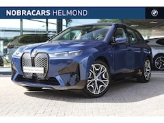 BMW iX - xDrive40 High Executive / Sportpakket / Comfort Access / Stoelverwarming / Parking Assista