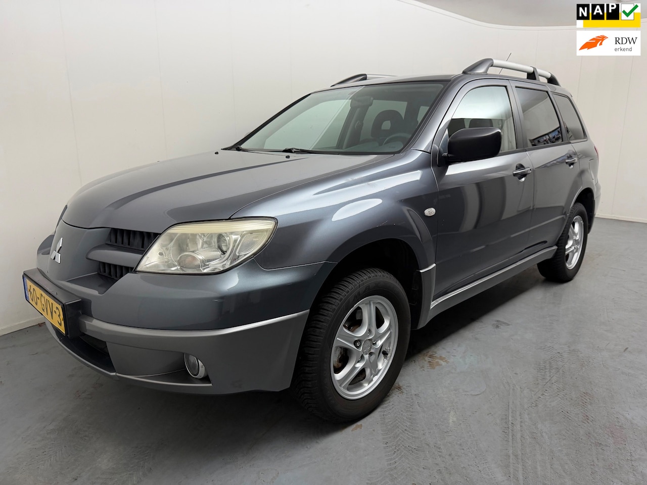 Mitsubishi Outlander Sport - 2.0 Travel # Airco # Trekhaak # Lmv - AutoWereld.nl