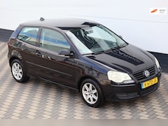Volkswagen Polo - 1.4-16V Carplay Airco Cruise DB-riem vv