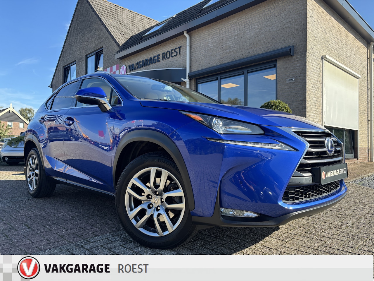 Lexus NX - 300 Hybrid AWD Luxury Line Automaat Trekhaak / Camera / Leder - AutoWereld.nl