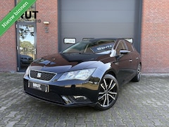SEAT Leon - 1.4 TSI Style | Navi | Trekhaak | Nieuwe all-season banden