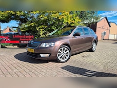 Skoda Octavia Combi - 1.6 TDI Greentech Ambition Business 12-2026