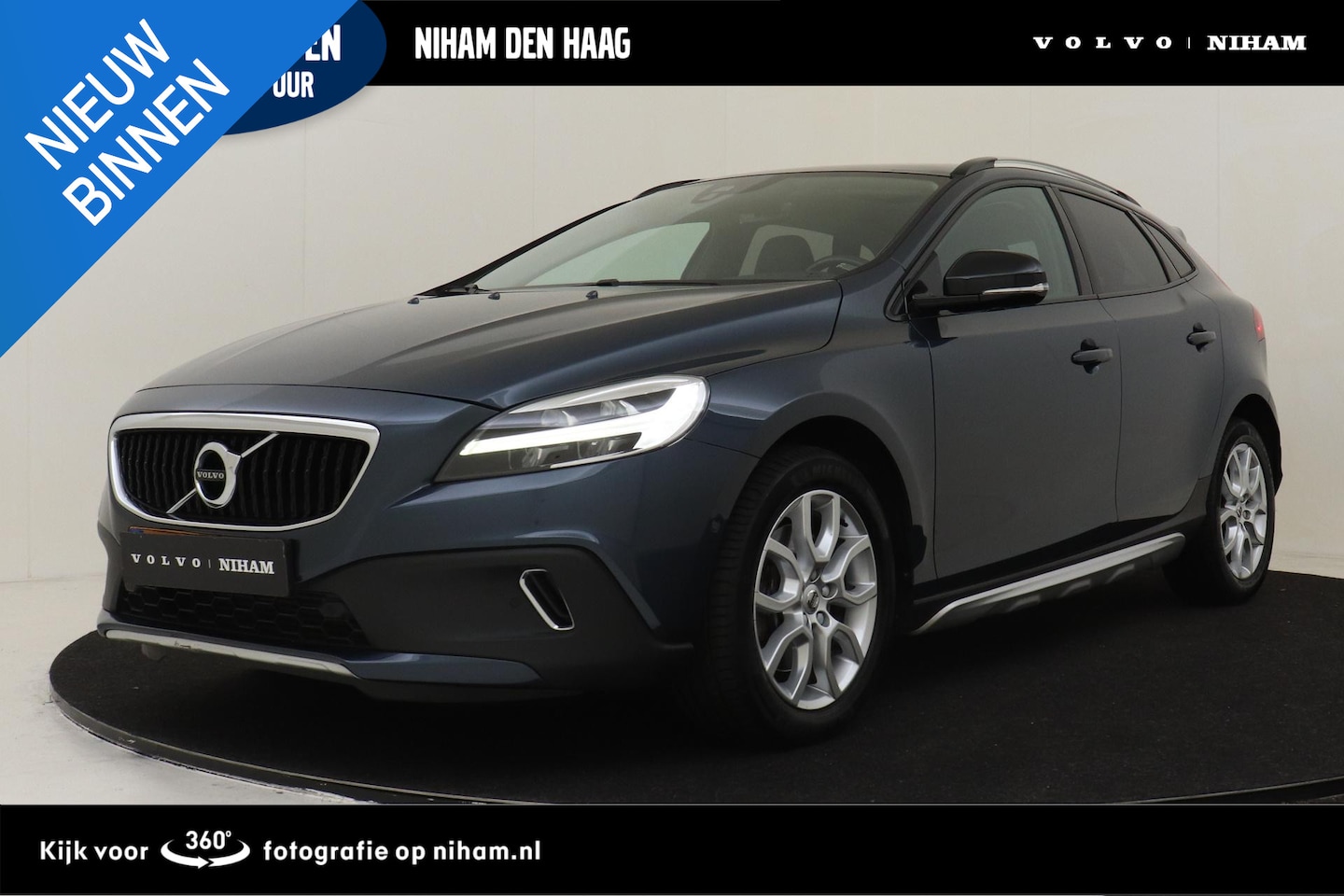 Volvo V40 Cross Country - T3 AUT. POLAR+ LUXURY -PANO.DAK|HARMAN/KARDON|LEDER|CAMERA|KEYLESS|PARK.PILOT|STANDKACHEL| - AutoWereld.nl