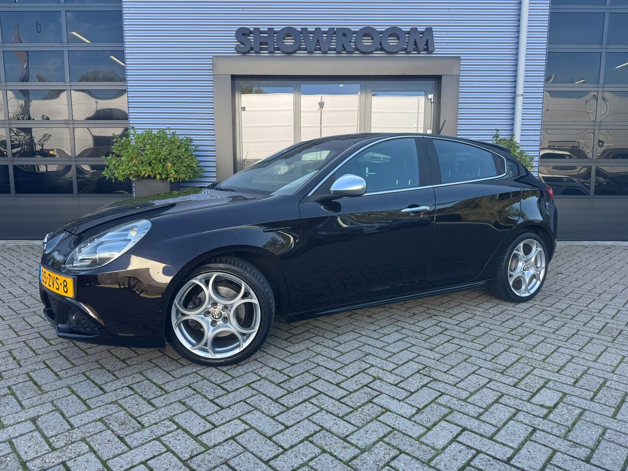 Alfa Romeo Giulietta - 1.4 T Business Executive AUTOMAAT|PDC|LEDER|APPLECARPLAY|AIRCO - AutoWereld.nl