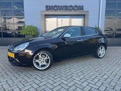 Alfa Romeo Giulietta - 1.4 T Business Executive AUTOMAAT|PDC|LEDER|APPLECARPLAY|AIRCO