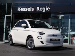Fiat 500 - Icon 42 kWh | Stoelverwarming | Camera | CarPlay | Blis | 16” | Cruise | Sensoren | Clima