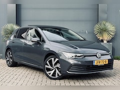 Volkswagen Golf - 1.0 TSI Life Pano/Navi/